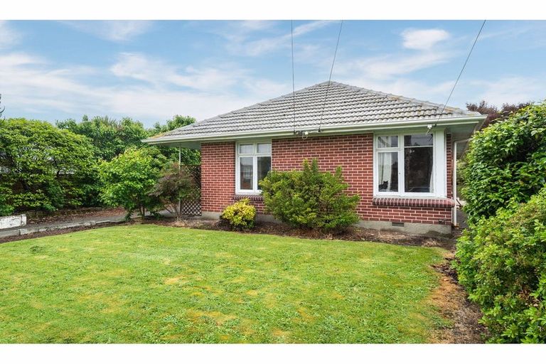 Photo of property in 50 Farrington Avenue, Bishopdale, Christchurch, 8053