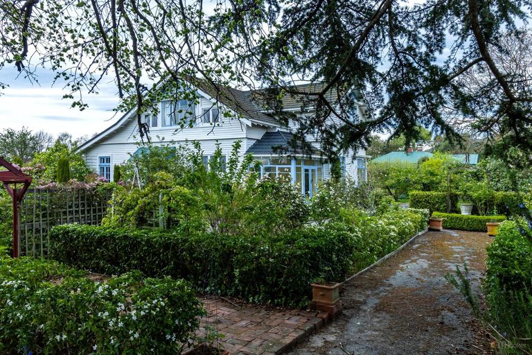 Photo of property in 165 High Street, Waimate, 7924