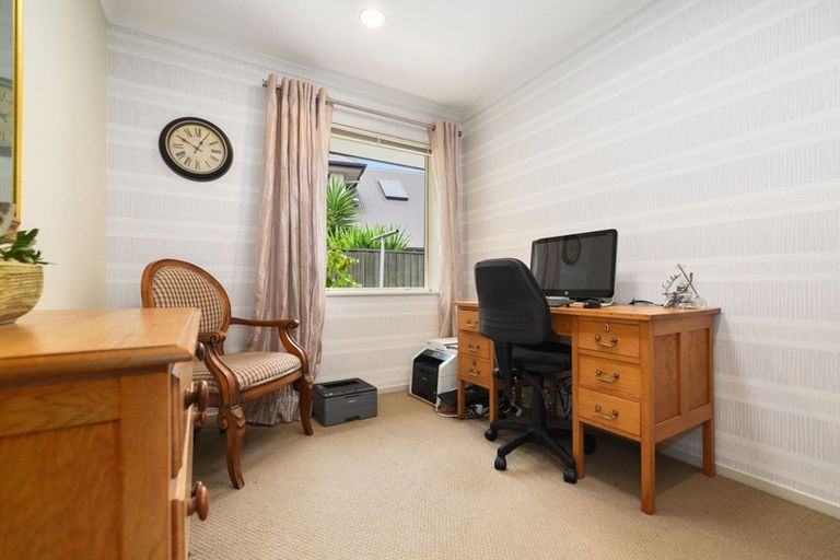 Photo of property in 21 Merlin Close, Huntington, Hamilton, 3210