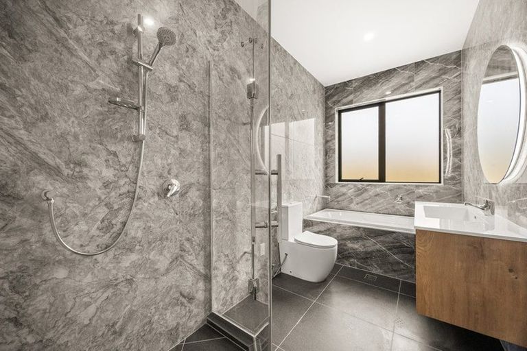 Photo of property in 30 Bannockburn Road, Opaheke, 2113