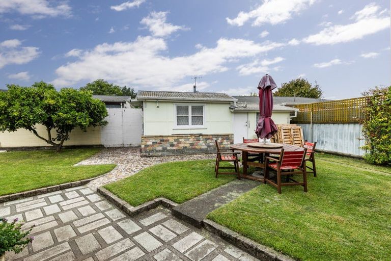 Photo of property in 5 Ngarimu Street, Havelock North, 4130
