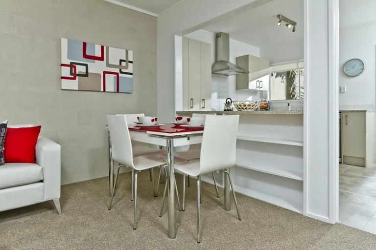 Photo of property in 1/4 Betsland Crescent, Hillcrest, Auckland, 0627