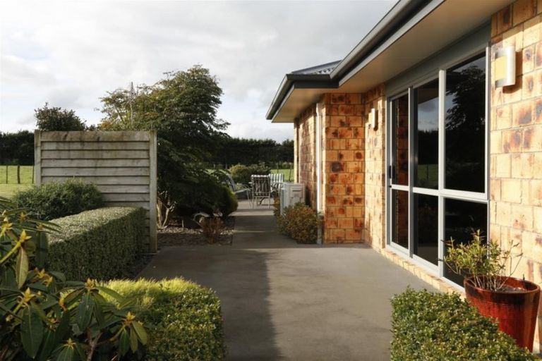 Photo of property in 5 Larlin Drive, Hawera, 4675