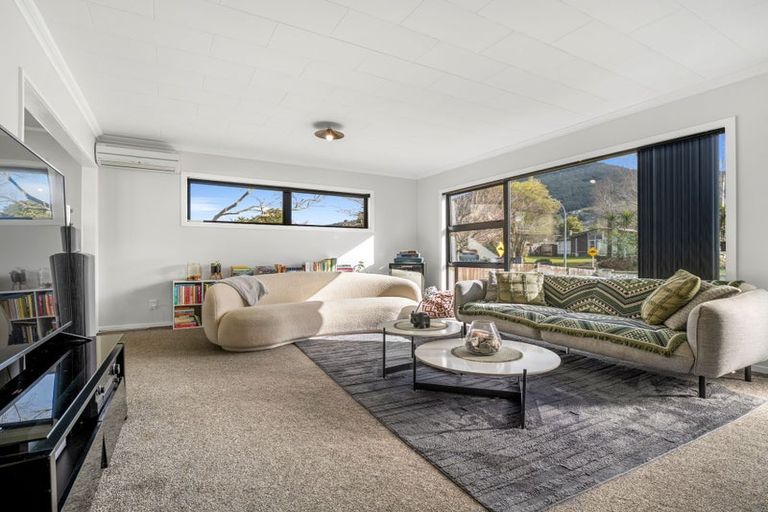Photo of property in 6 Roger Street, Pukehangi, Rotorua, 3015