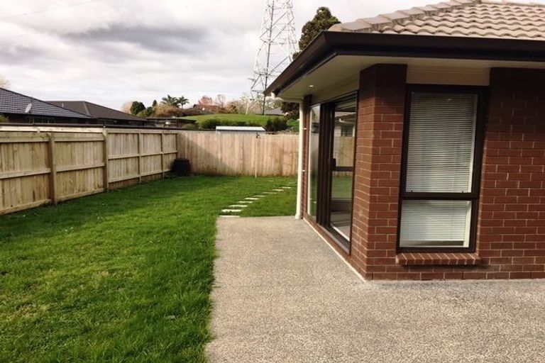 Photo of property in 35 Crabb Fields Lane, Riverhead, 0820