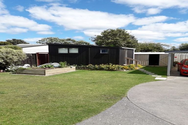 Photo of property in 67 Stevenson Road, Clarks Beach, 2122