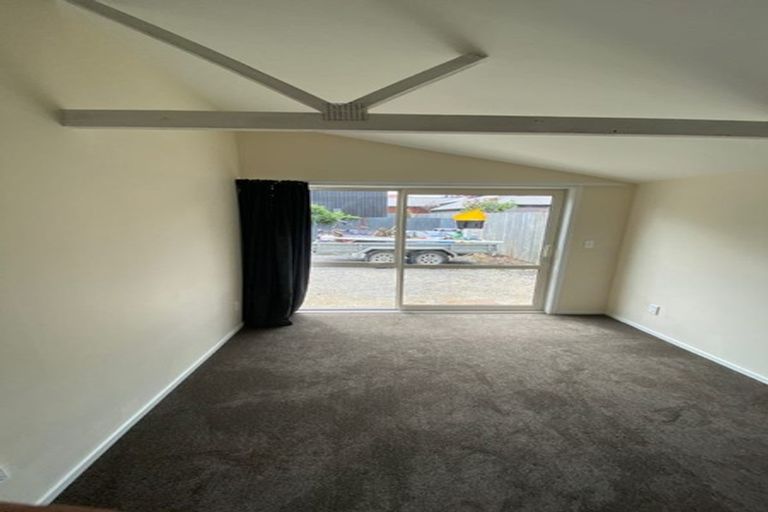 Photo of property in 64 Wainui Street, Riccarton, Christchurch, 8041