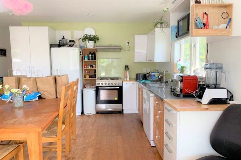 Photo of property in 26 Glendon Avenue, Avondale, Auckland, 1026