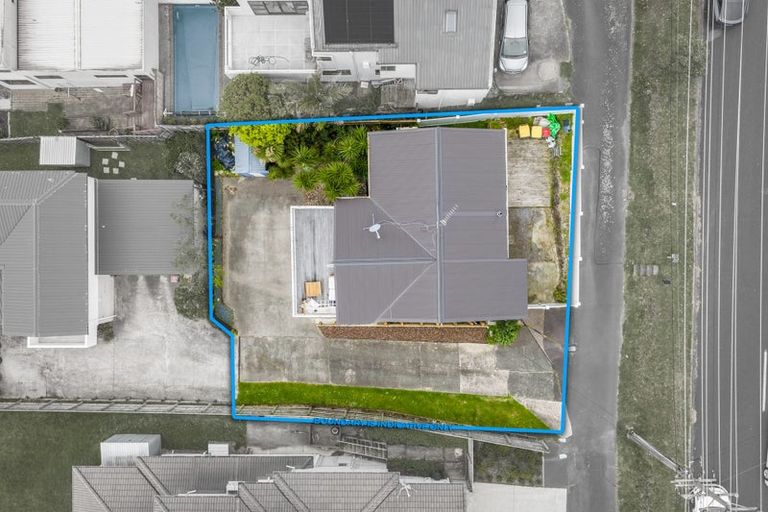 Photo of property in 75 Stanmore Bay Road, Stanmore Bay, Whangaparaoa, 0932