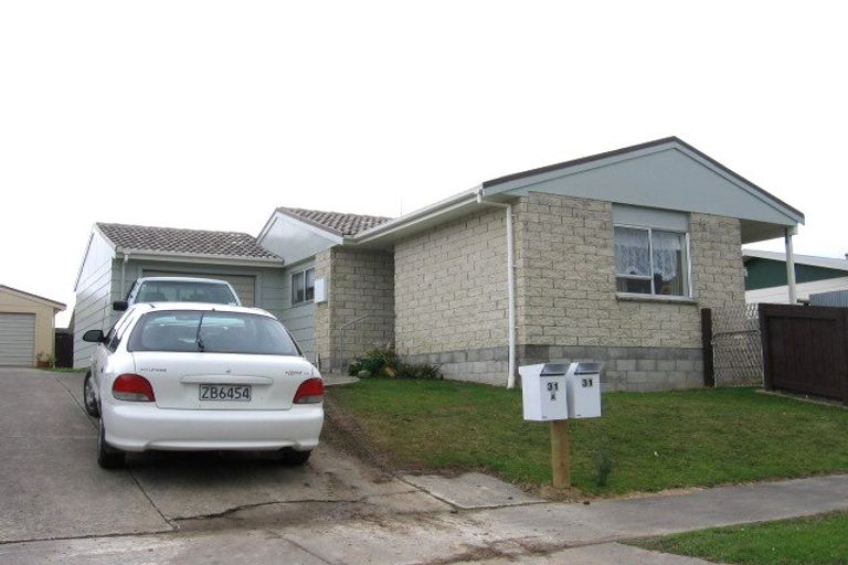 Photo of property in 31a Tiller Close, Kelvin Grove, Palmerston North, 4414
