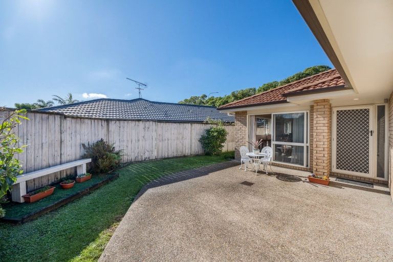 Photo of property in 10 Kilbaha Close, East Tamaki, Auckland, 2013