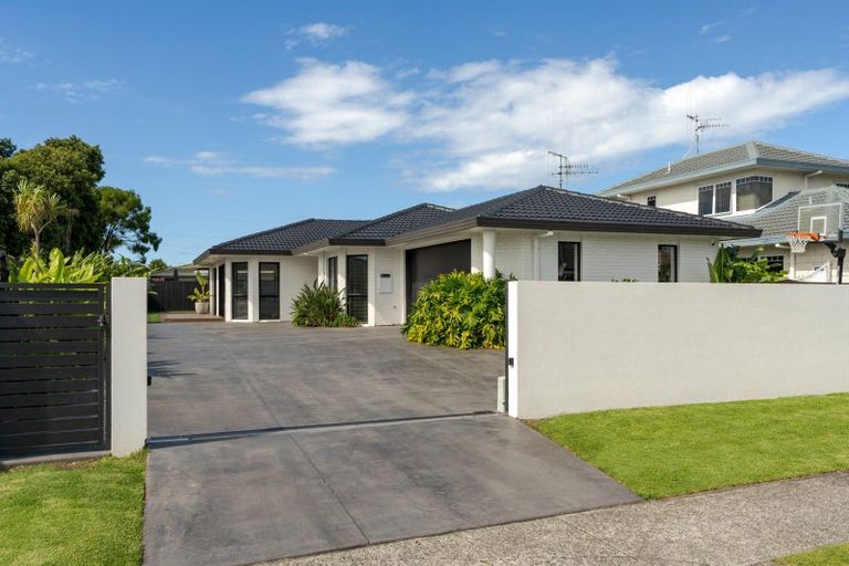 Photo of property in 10 Oleander Lane, Mount Maunganui, 3116
