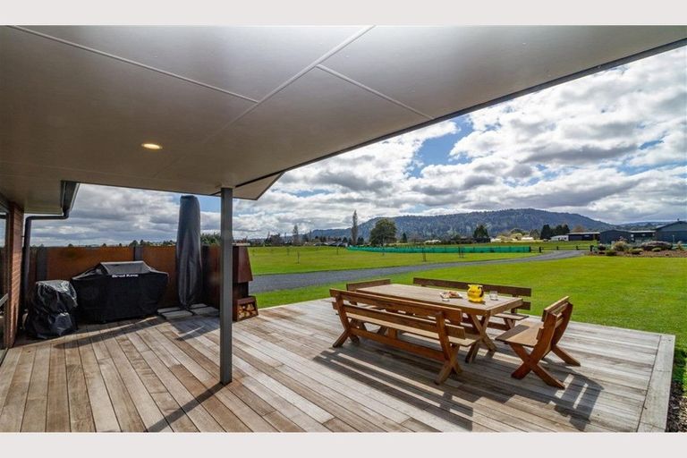 Photo of property in Whalefield Estate, 14/76 Ruapehu Road, Ohakune, 4625