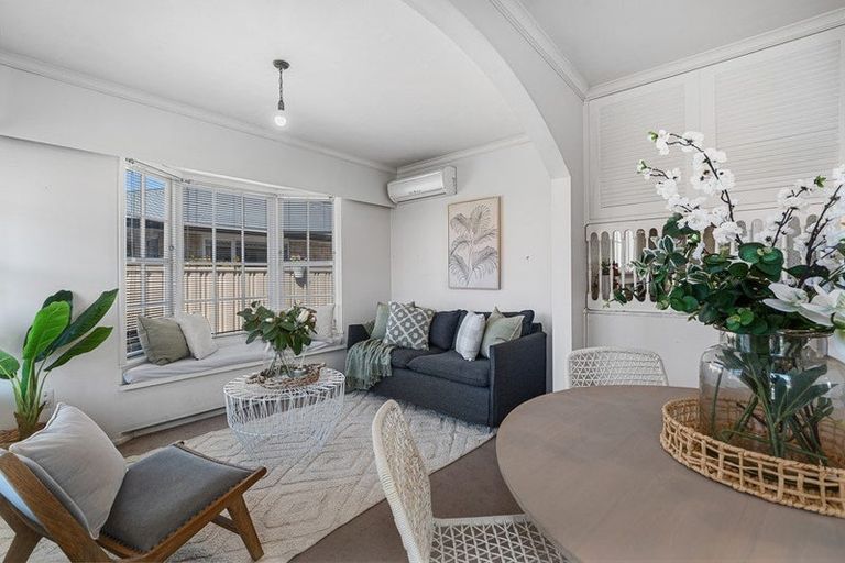 Photo of property in 489 Otumoetai Road, Otumoetai, Tauranga, 3110