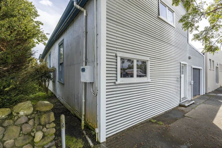 Photo of property in 43 Domett Street, Waitara, 4320