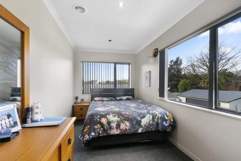 Photo of property in 12 Owen Street, Belmont, Lower Hutt, 5010