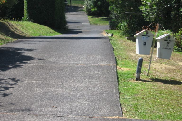 Photo of property in 1/16 Gladys Avenue, Glenfield, Auckland, 0629