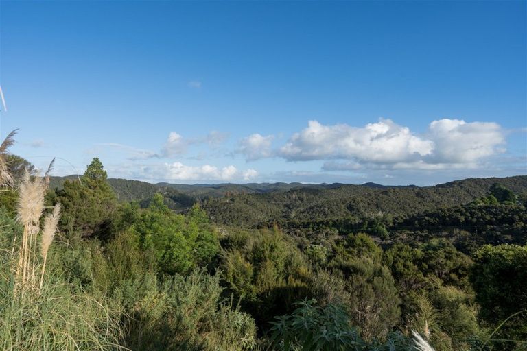 Photo of property in 35 Goffe Drive, Haruru, 0204