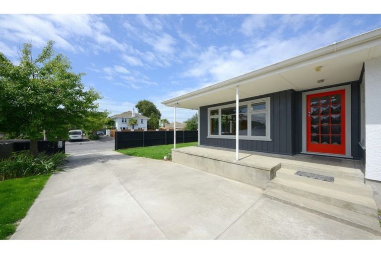 Photo of property in 13 Wallace Street, Bryndwr, Christchurch, 8053