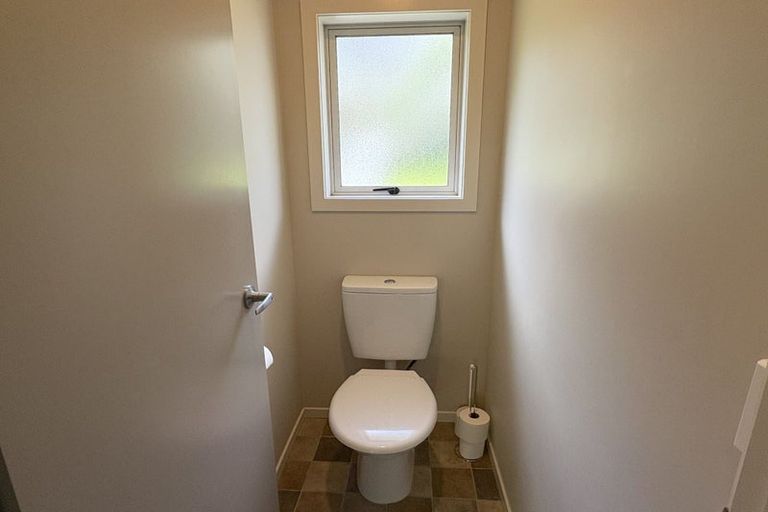 Photo of property in 24a Taylor Terrace, Tawa, Wellington, 5028