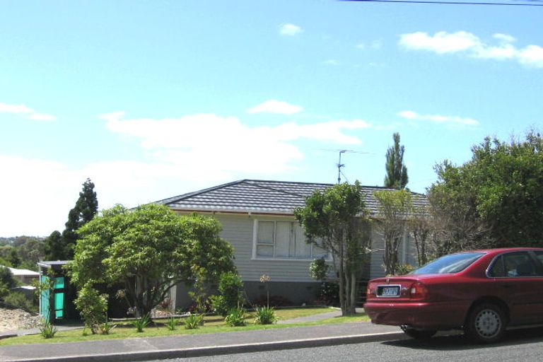 Photo of property in 121 Rangatira Road, Beach Haven, Auckland, 0626