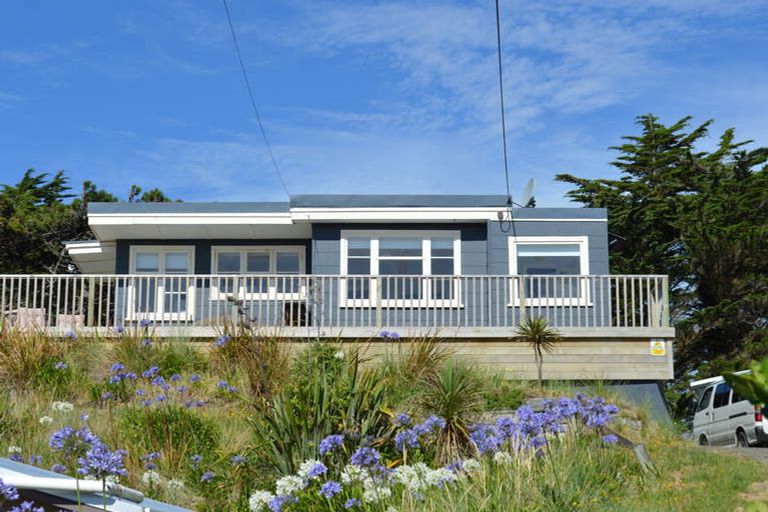 Photo of property in 180 Kahukura Avenue, Waitarere Beach, Levin, 5510