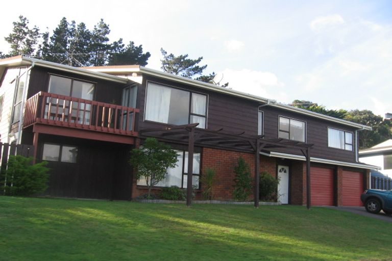 Photo of property in 75 Leeward Drive, Whitby, Porirua, 5024