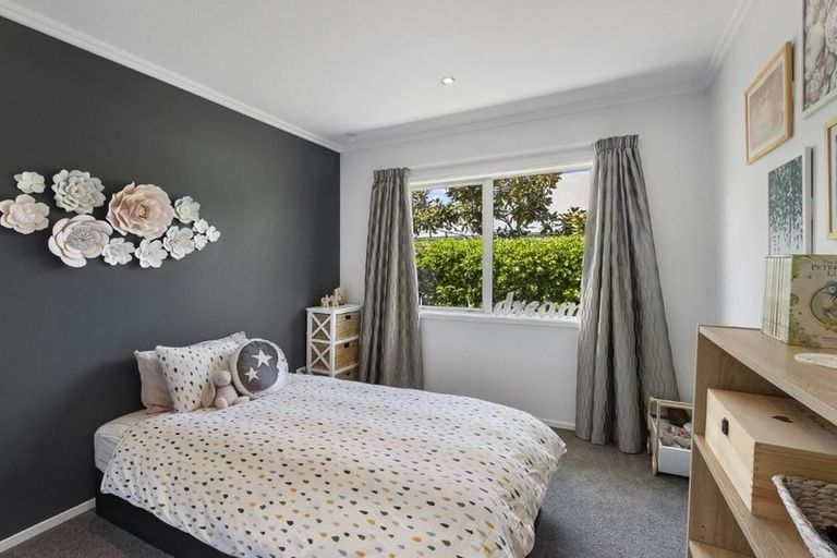 Photo of property in 22 Northwater Drive, Northwood, Christchurch, 8051