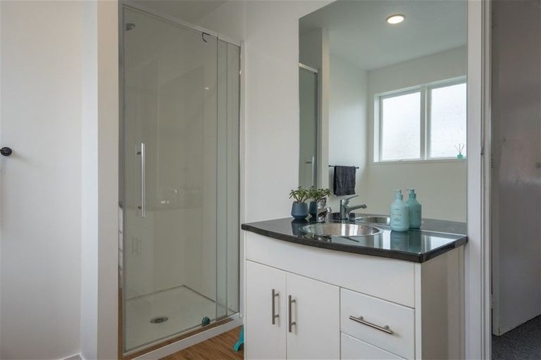 Photo of property in 20 Derrick Road, Kawakawa, 0210