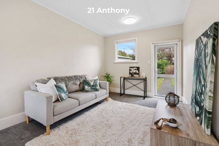 Photo of property in 21 Anthony Grove, Paraparaumu Beach, Paraparaumu, 5032