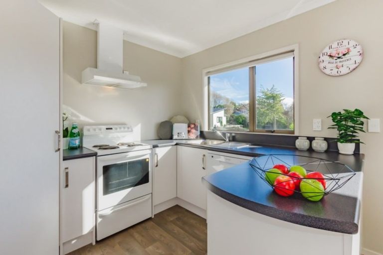 Photo of property in 90a Mazengarb Road, Paraparaumu Beach, Paraparaumu, 5032
