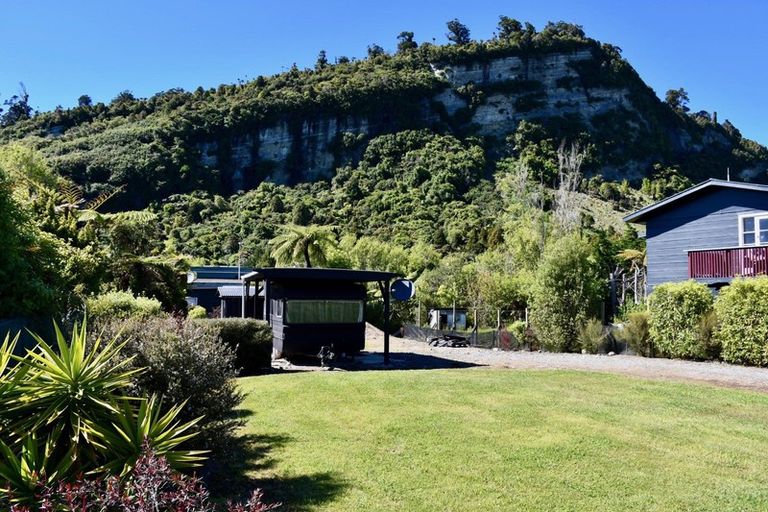 Photo of property in 41 Glasseye Drive, Little Wanganui, Karamea, 7893