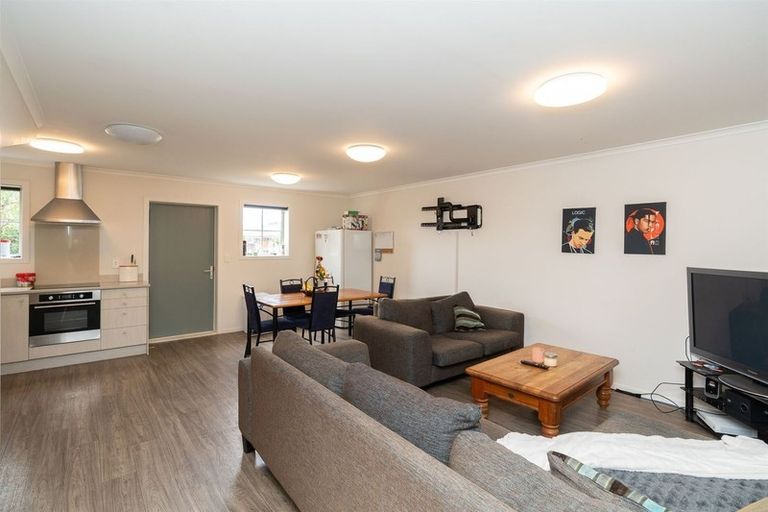 Photo of property in 1 Chiefs Court, Hamilton East, Hamilton, 3216