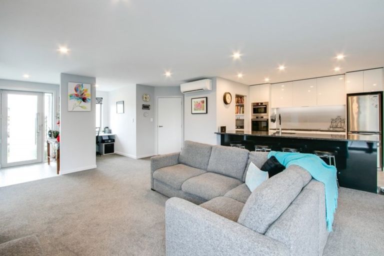 Photo of property in 11 Rakaia Way, Poraiti, Napier, 4112