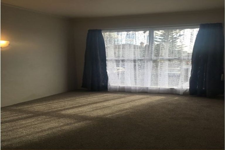 Photo of property in 14/19a Verbena Road, Birkdale, Auckland, 0626