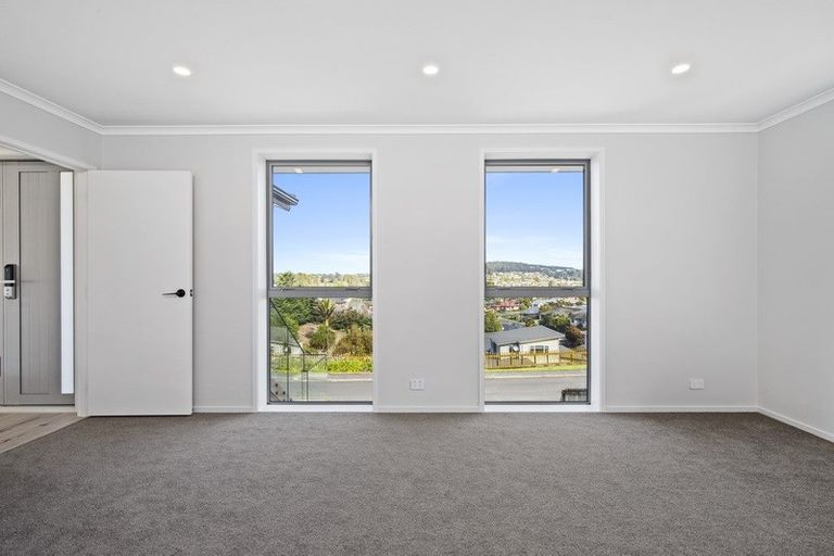 Photo of property in 2 Valley Heights Lane, Pukekohe, 2120