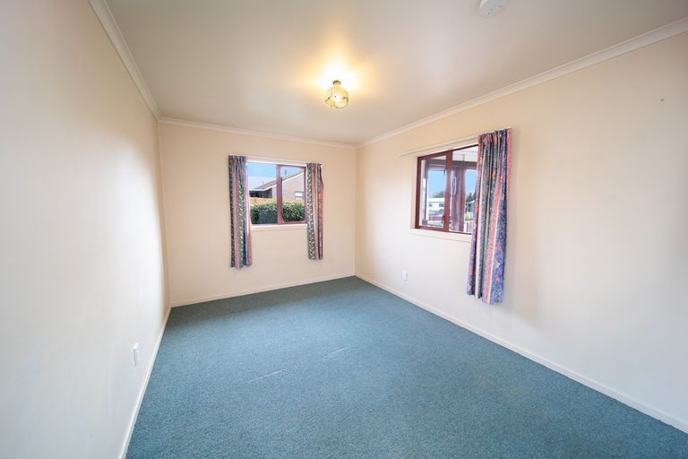 Photo of property in 2 Waenga Drive, Cromwell, 9310