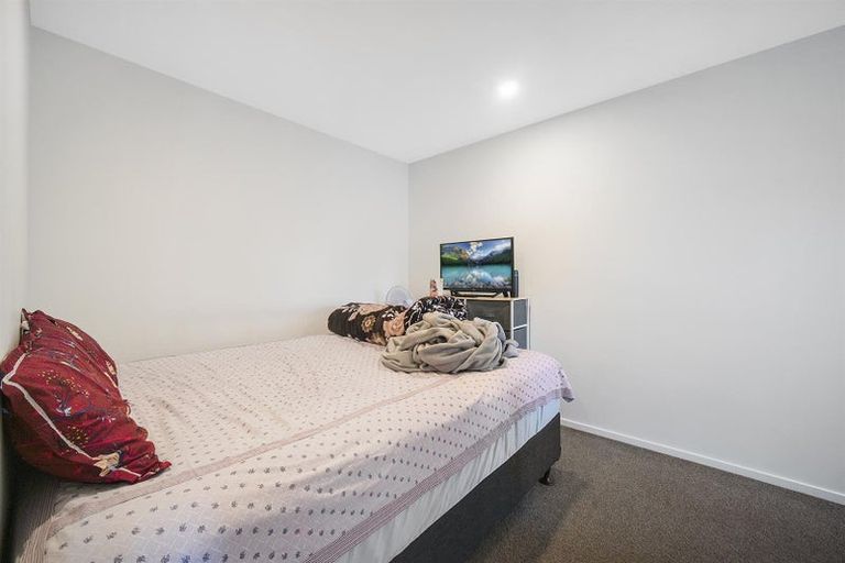 Photo of property in 30 Arapapa Road, Papakura, 2110