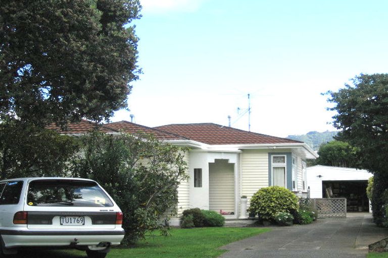 Photo of property in 16 Hart Avenue, Boulcott, Lower Hutt, 5011