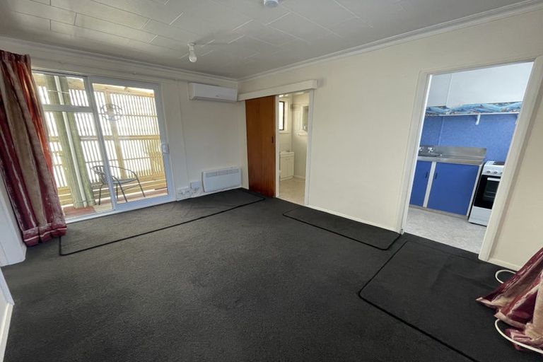 Photo of property in 3/93 Waikawa Road, Picton, 7220