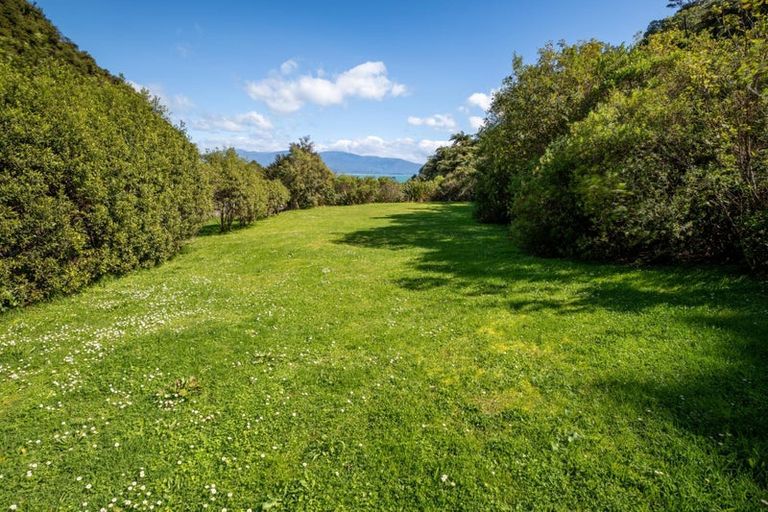 Photo of property in 1317 Abel Tasman Drive, Tata Beach, Takaka, 7183