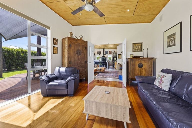 Photo of property in 10 Arthur Street, Hawera, 4674