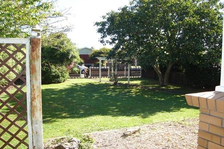 Photo of property in 3 English Street, St Andrews, Hamilton, 3200