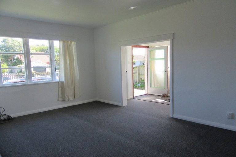 Photo of property in 60 Wainui Street, Riccarton, Christchurch, 8041