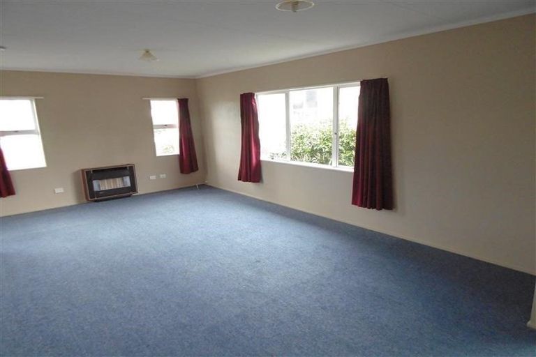 Photo of property in 25 Trafalgar Street, Westown, New Plymouth, 4310