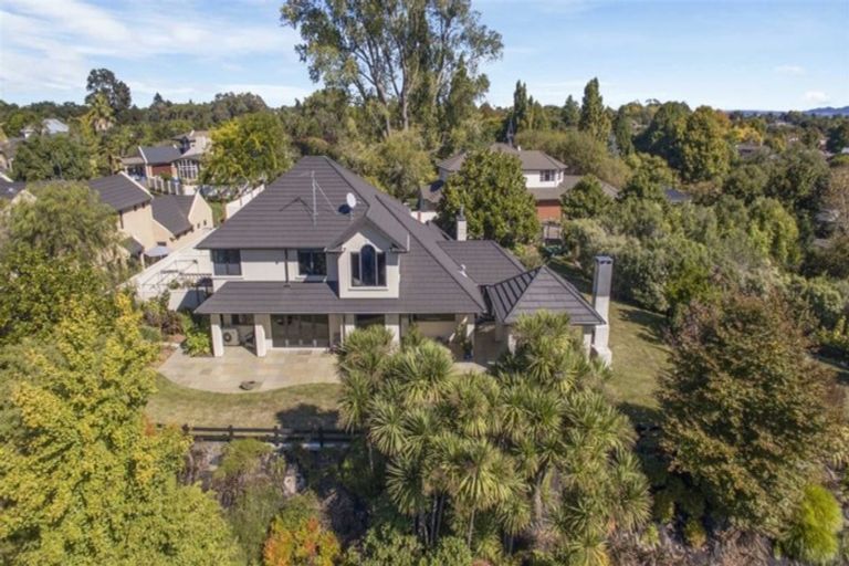 Photo of property in 8 Ashmore Court, Huntington, Hamilton, 3210