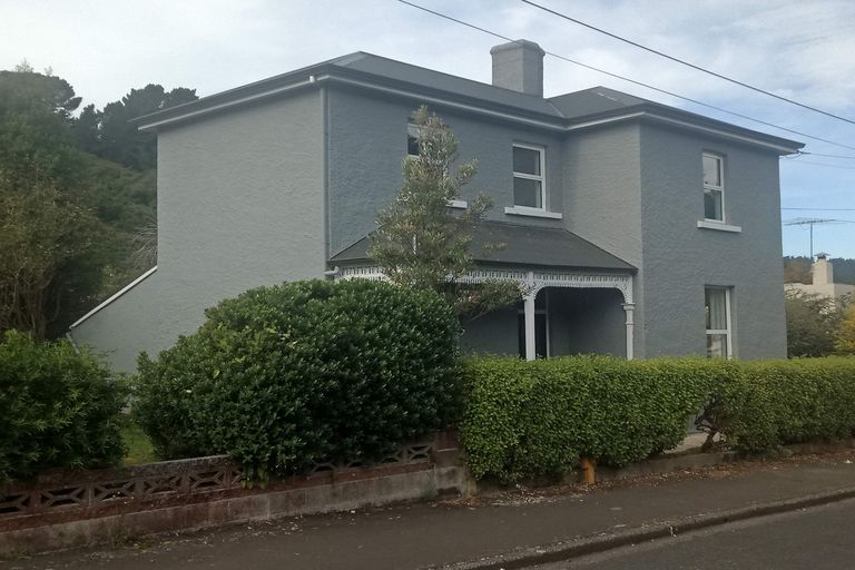 Photo of property in 52 Woodhaugh Street, Woodhaugh, Dunedin, 9010