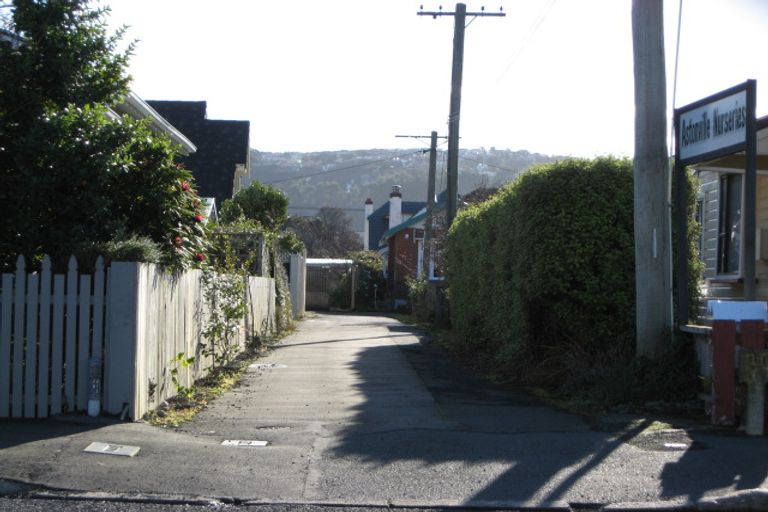 Photo of property in 384 Bay View Road, Saint Clair, Dunedin, 9012