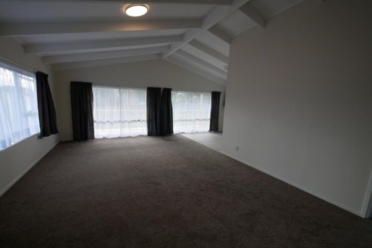 Photo of property in 30 Goodwin Drive, Rosehill, Papakura, 2113