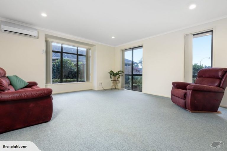 Photo of property in 718 Gloucester Road, Papamoa Beach, Papamoa, 3118